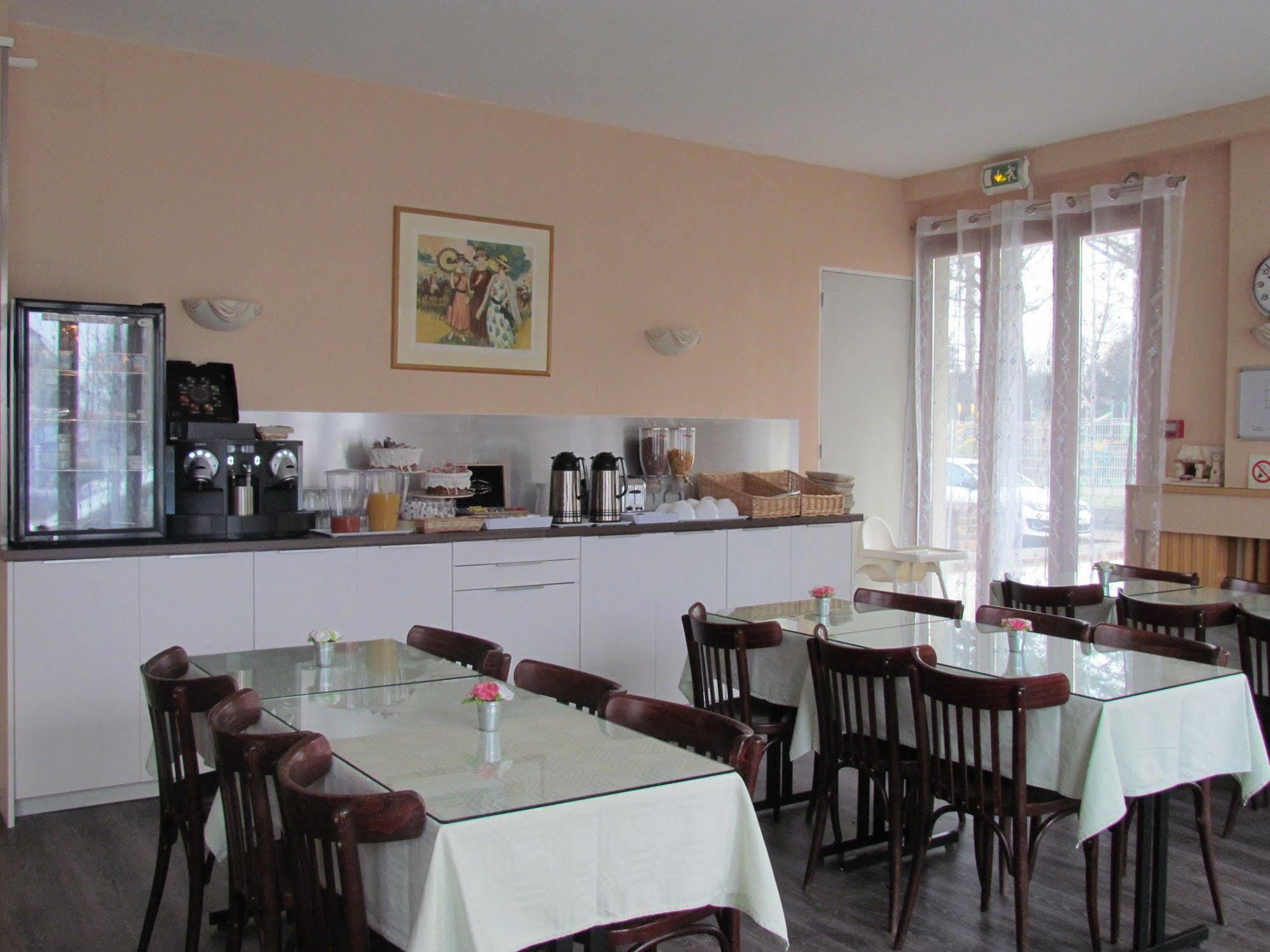 Hotel Du Parc Aulnay-sous-Bois Extérieur photo