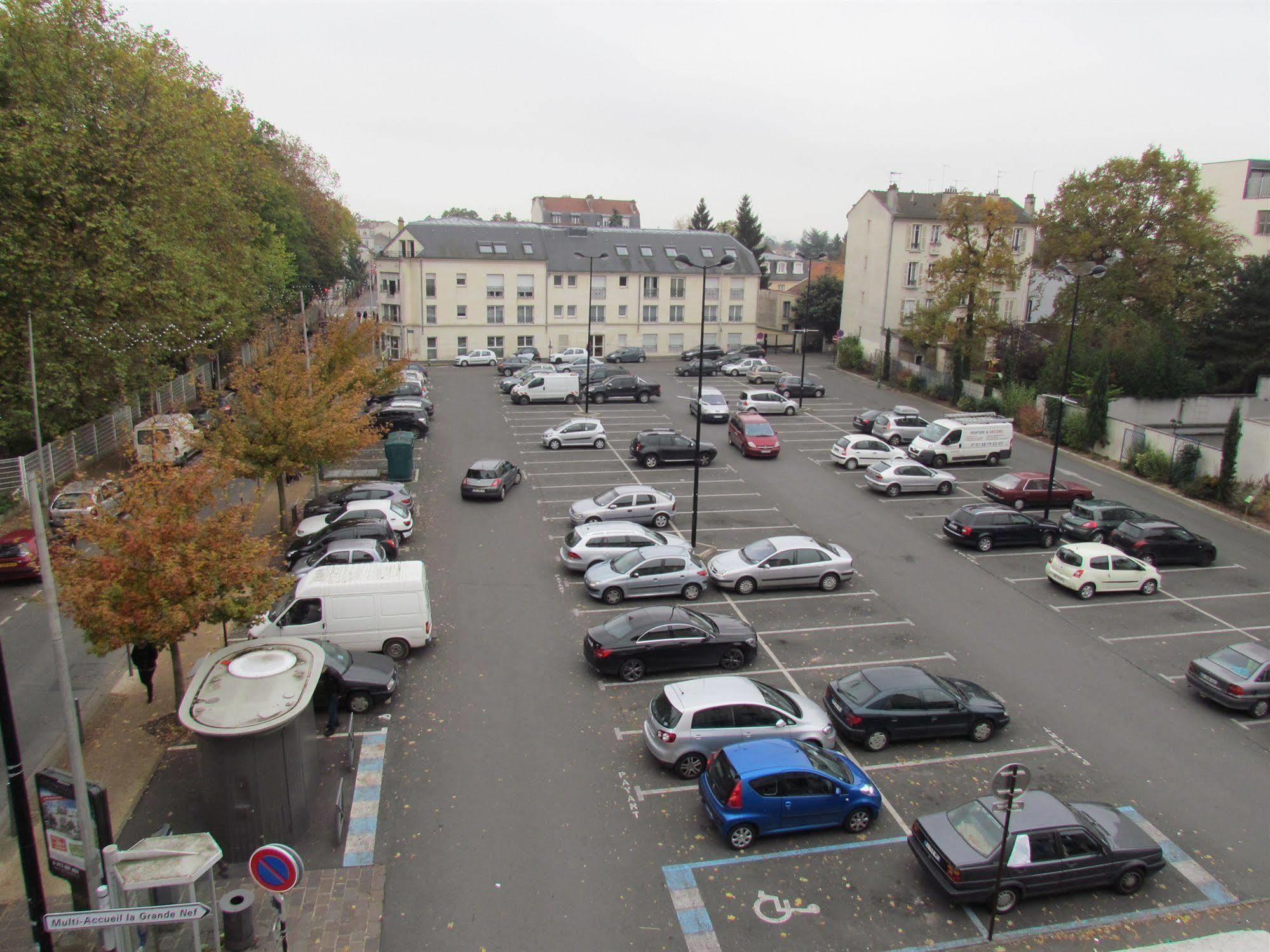 Hotel Du Parc Aulnay-sous-Bois Extérieur photo